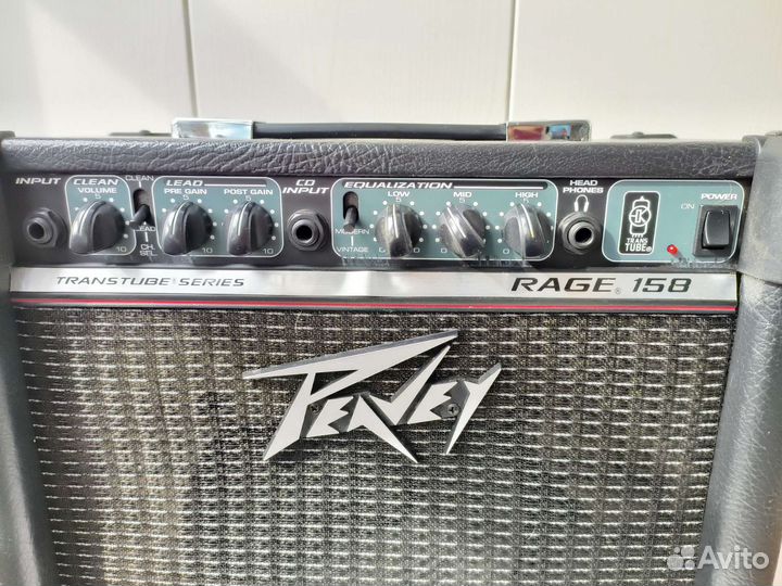 Гитарный комбоусилитель Peavey Rage 158