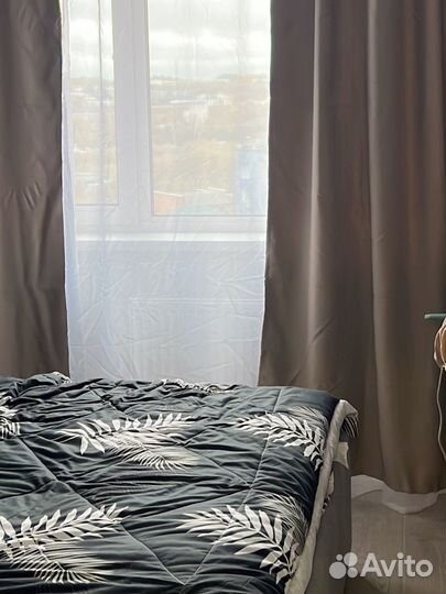 Шторы в спальню бежевые блекаут 200 на 260