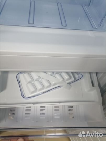 Холодильник новый 2 метра no frost Beko супер