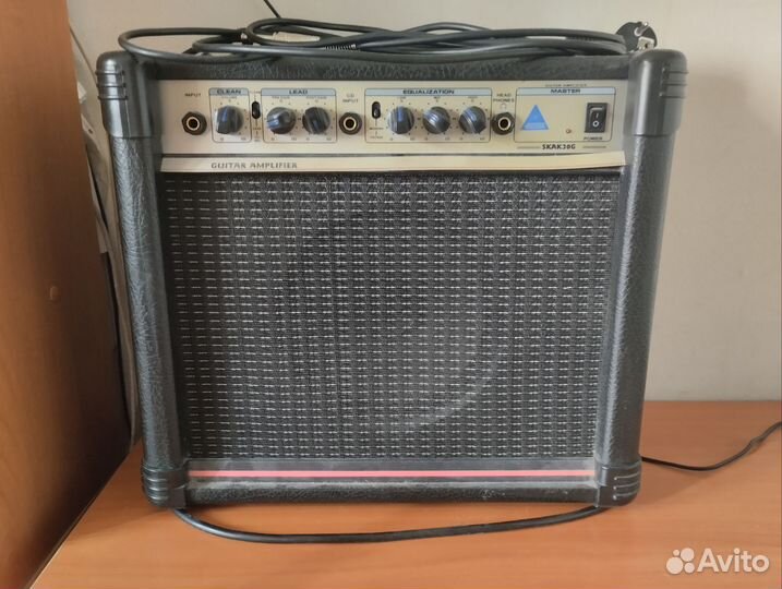 Комбоусилитель 30 ватт