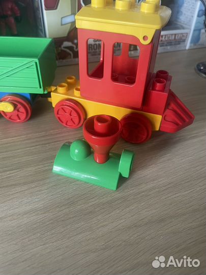 Паровозик lego duplo