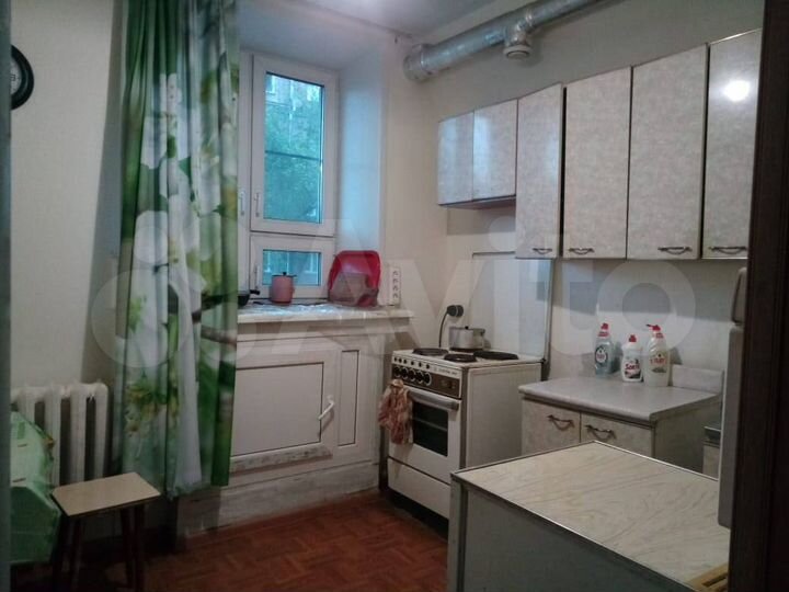 Комната 16 м² в 3-к., 1/5 эт.