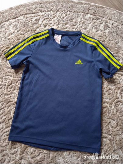 Футболка adidas
