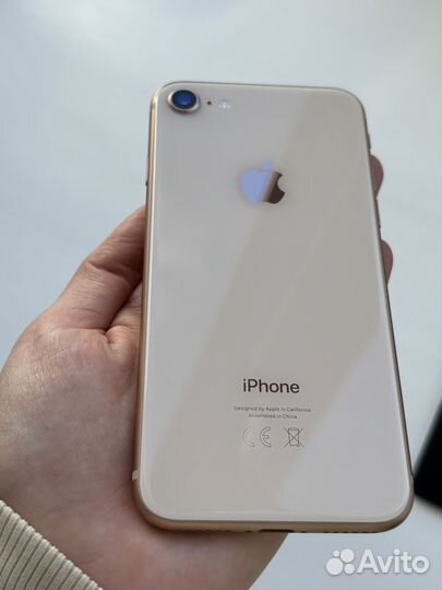 iPhone 8, 64 ГБ