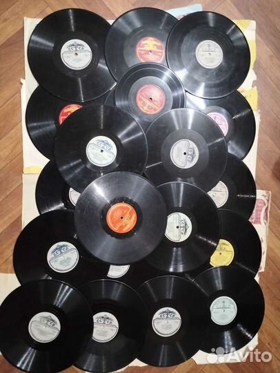 Пластинки виниловые СССР 22 шт старинные
