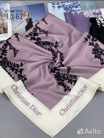Новый шёлковый платок Christian Dior