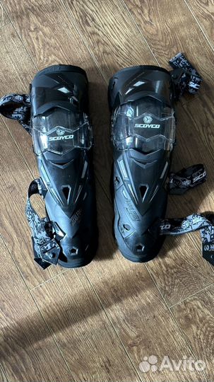 Наколенники эндуро scoyco k12