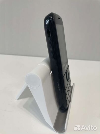 Телефон Philips Xenium E160