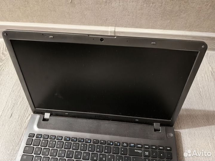 Ноутбук samsung