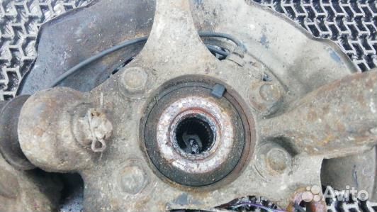 Ступица передняя левая toyota RAV 4 ZSA3 (ZML07K901)