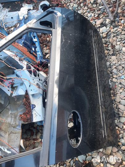 Правая передняя дверь на Лифан Бриз