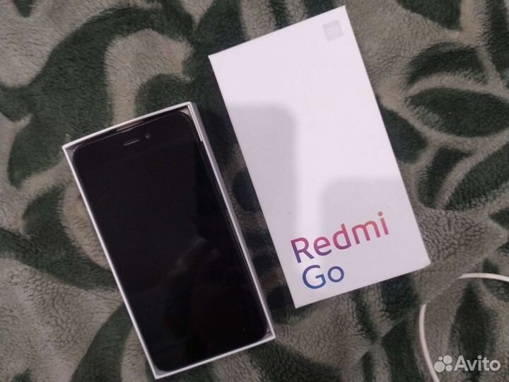 Телефон Xiaomi redmi go
