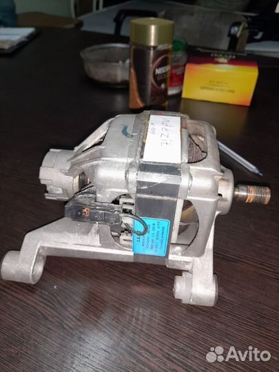 Двигатель от стиральной машины extra,candy