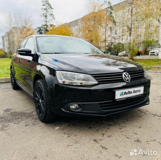 Volkswagen Jetta 1.6 AT, 2012, 176 500 км