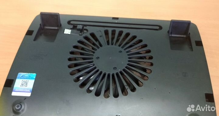 Подставка с охлаждением для ноутбука