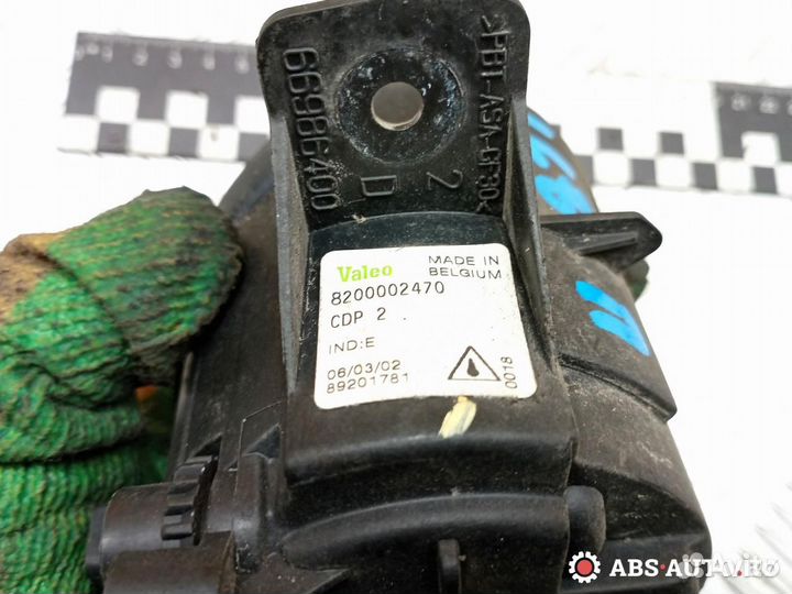 Фара противотуманная правая Nissan Qashqai 2008