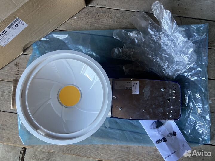 Светильник потолочный встраиваемый