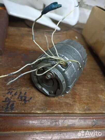 Электродвигатель тип ав-041-4муз