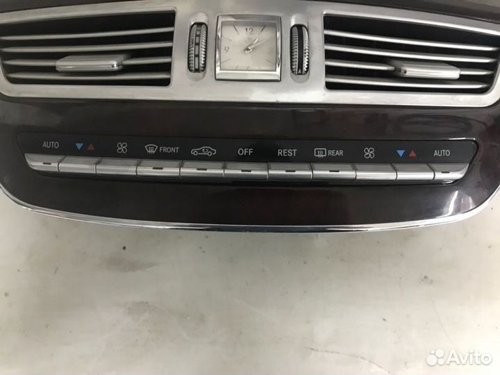 Блок управления климат-контролем Mercedes-Benz