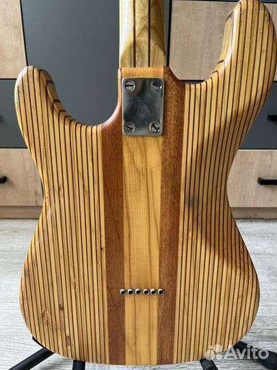 Электро гитара