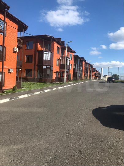 2-к. квартира, 60 м², 1/3 эт.