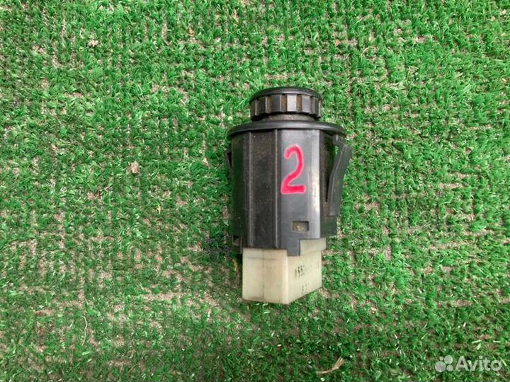 Кнопка Ssangyong Musso 602900 1995