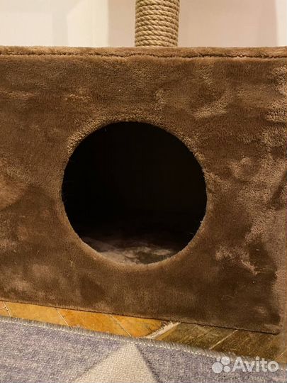 Домик для кошки с когтеточкой