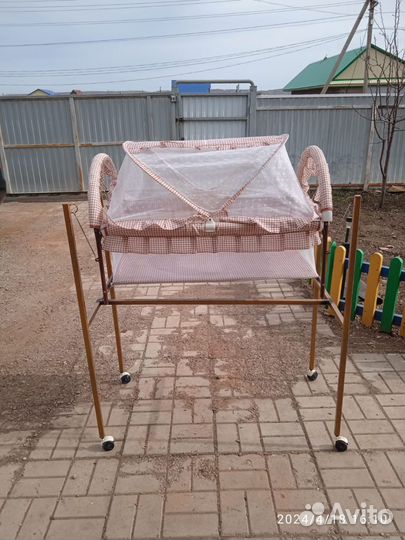 Детская кроватка качалка люлька