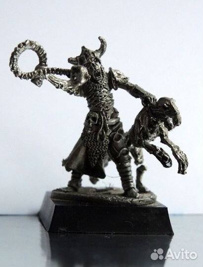 Оловянные фигурки из серии Warhammer