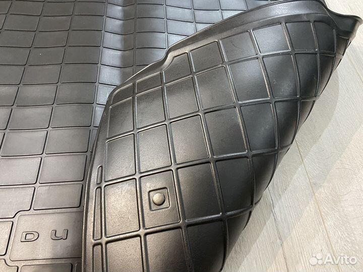 Оригинальный ковер с фартуком Renault Duster 2