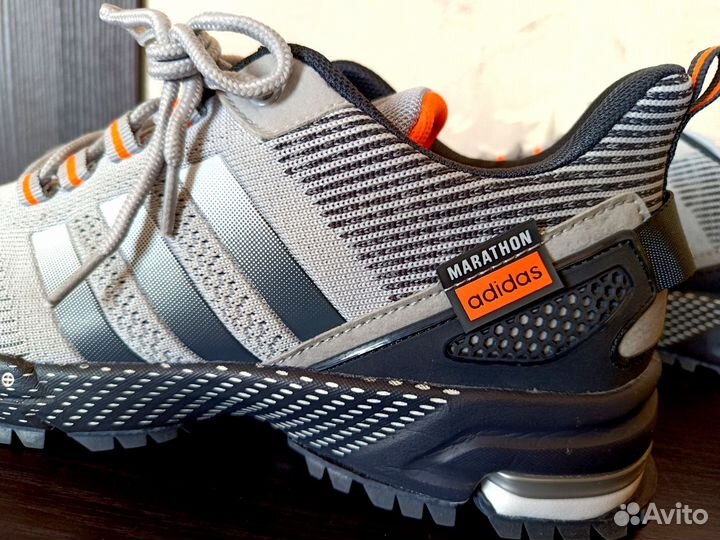 Новые кроссовки Adidas Marathon