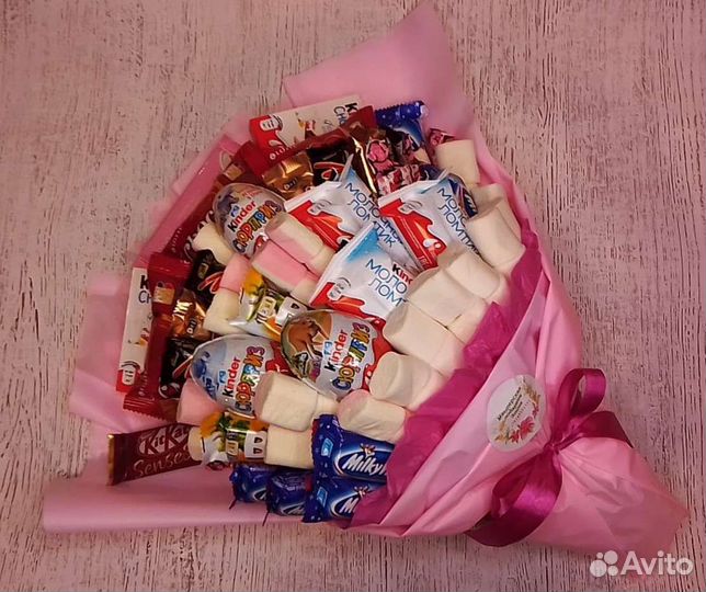 Сладкий подарок. Букет из Киндер. Вкусный букет