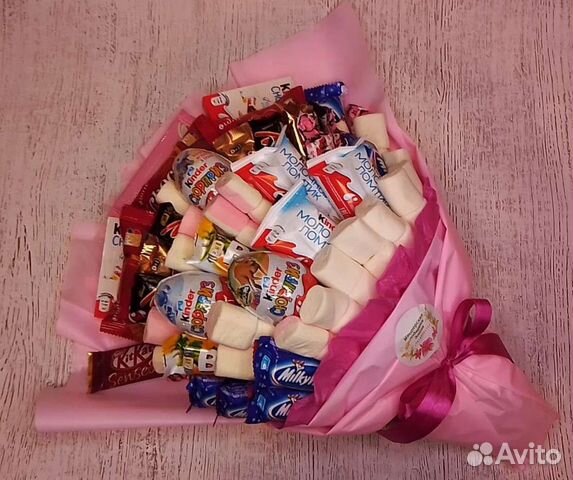 Сладкий подарок. Букет из Киндер. Вкусный букет