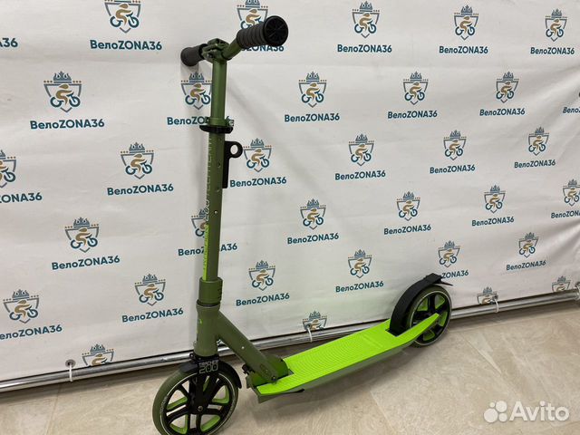 Самокат взрослый Tracker 200