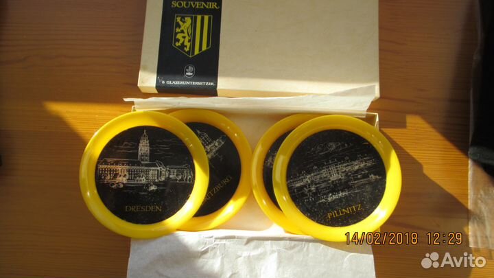 Подставки для чашек сувенирные