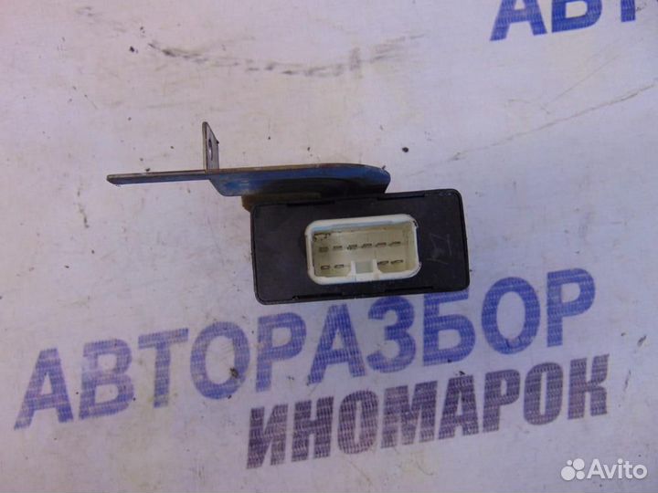 Реле света фар для Toyota Carina E 1992-1997г