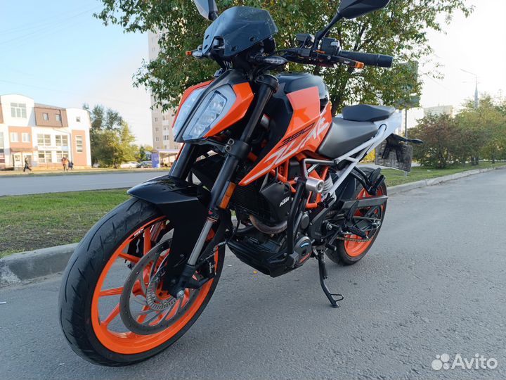 KTM duke 390