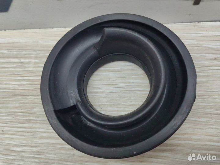 Проставка пружины задняя Bmw 3 F30 N47D20 2013