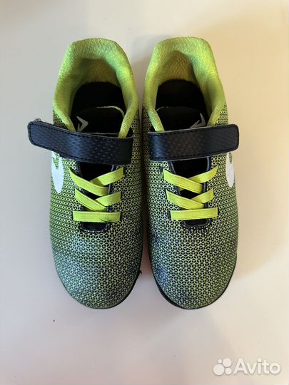 Футбольные буцы Demix размер 31 для мальчика