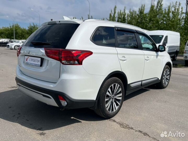 Mitsubishi Outlander 2.0 CVT, 2020, 70 002 км