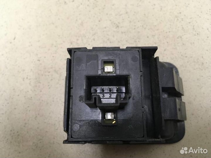 Блок управления стеклоподъемниками Caddy III 2004