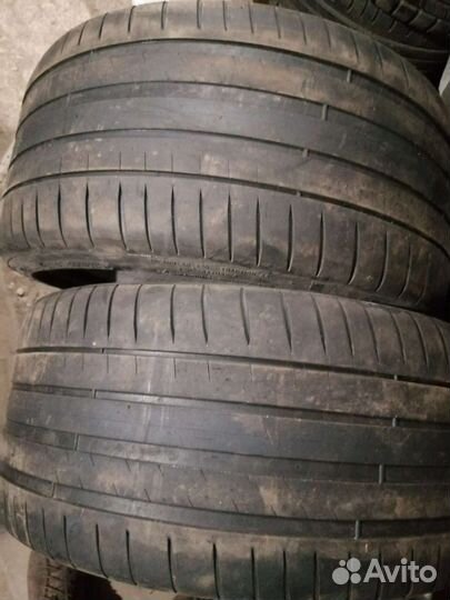 Michelin Pilot Sport 4 255/35 R18