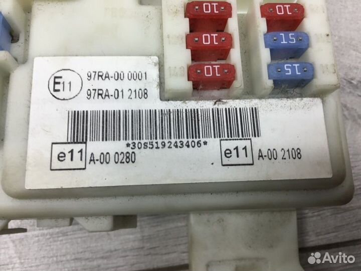 Корпус блока предохранителей Ford Focus универсал