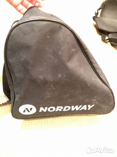Коньки Nordway 41 p с чехлами и сумкой