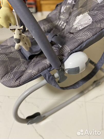 Шезлонг детский