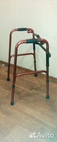 Ходунки для взрослых шагающие