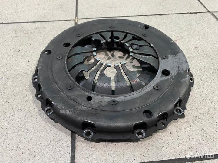 Корзина сцепления Volkswagen Passat B4