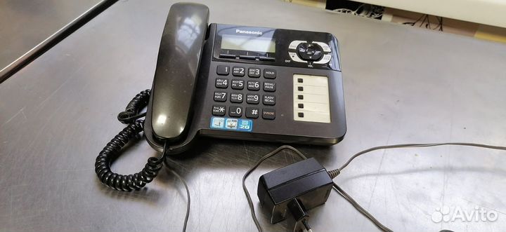 Телефон panasonic