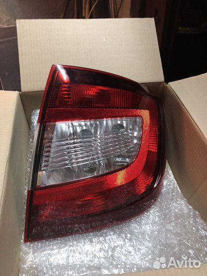 Заднийфонарь на rapid