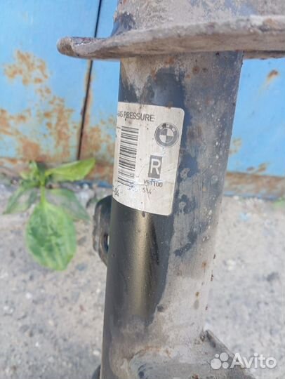 Передние стойки BMW X5